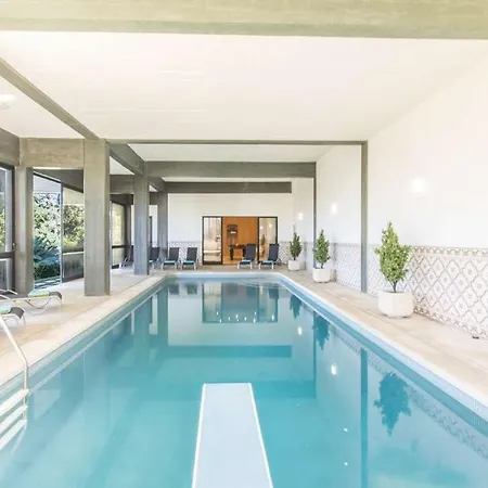 Deluxe Villa Mada-basa Prestige 6 Bedrooms Pool Table Close To Beach Віавіа