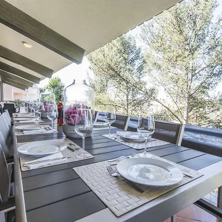 Deluxe Villa Mada-basa Prestige 6 Bedrooms Pool Table Close To Beach *