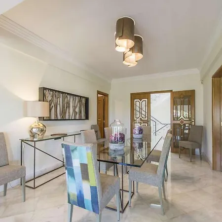 Willa Deluxe Villa Mada-basa Prestige 6 Bedrooms Pool Table Close To Beach Віавіа